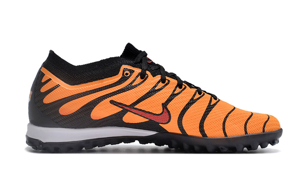 Nike Zoom Mercurial Vapor 15 Air Max Plus TF Vini Jr TN Pack