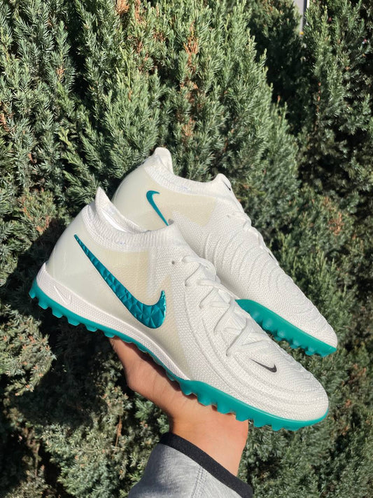 Nike Phantom Luna